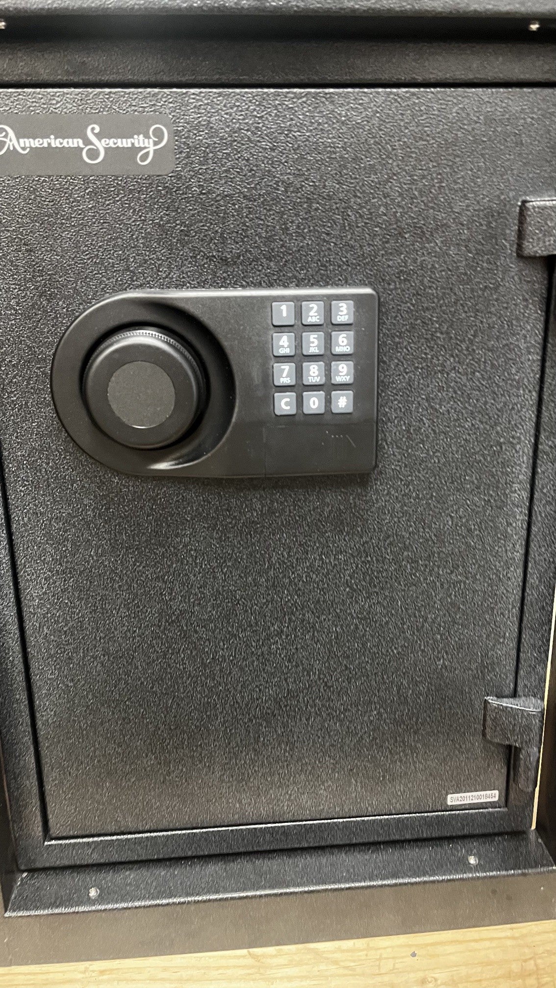 View of the ESL5LP digital lock. 