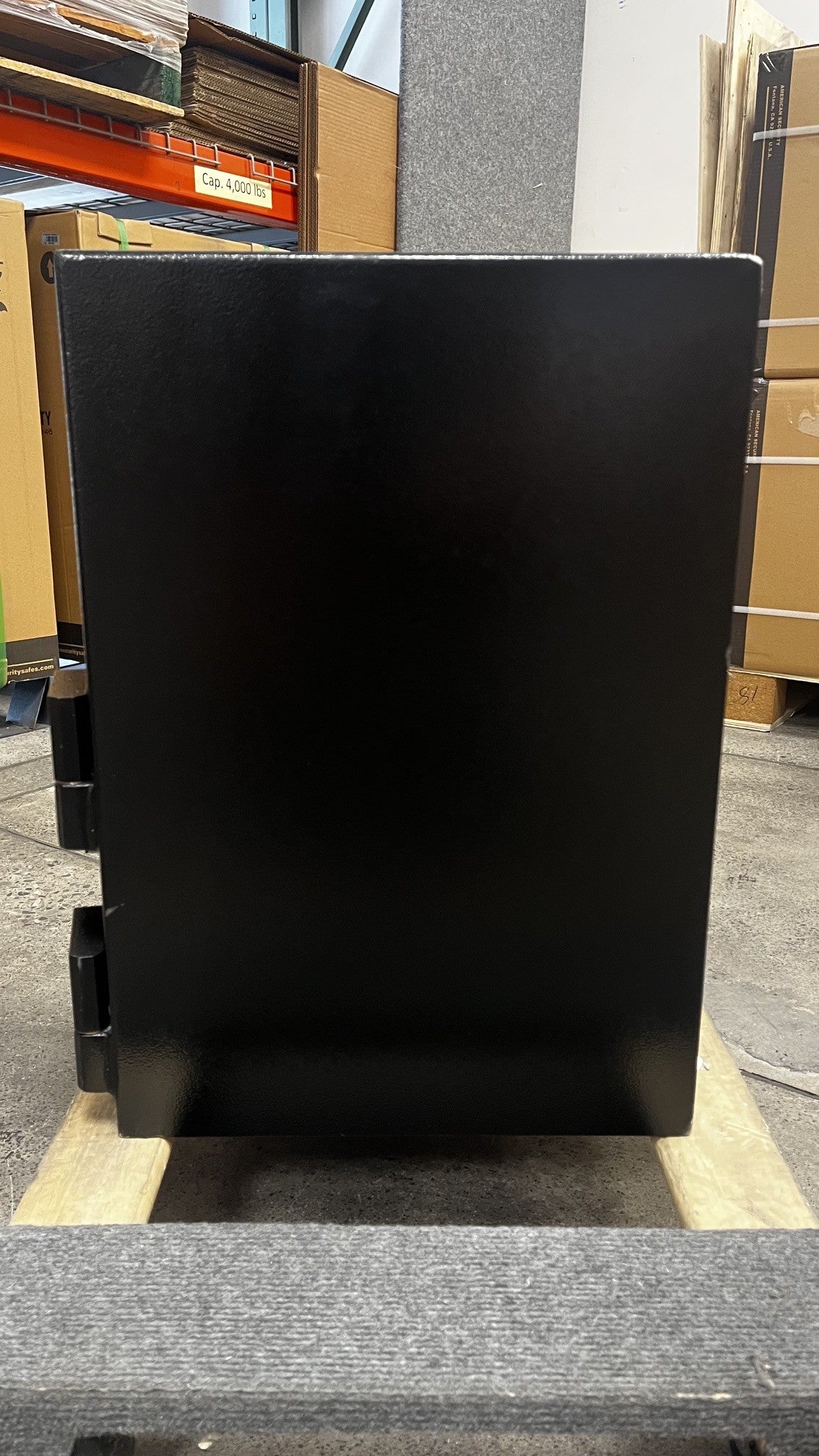 View of the right side of the safe. 