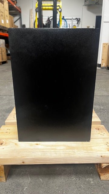 View of the back of the safe. 
