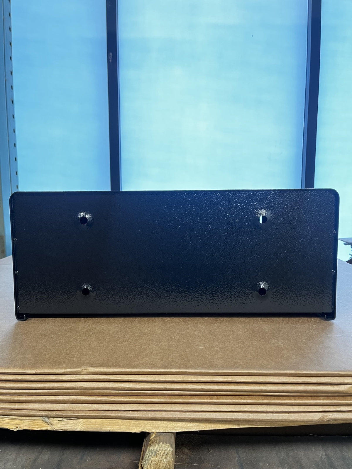View of the back of the safe. 