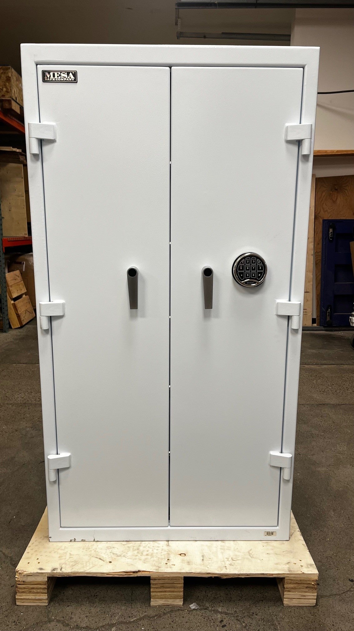 Front view of the safe, the safe comes with a digital lock. 