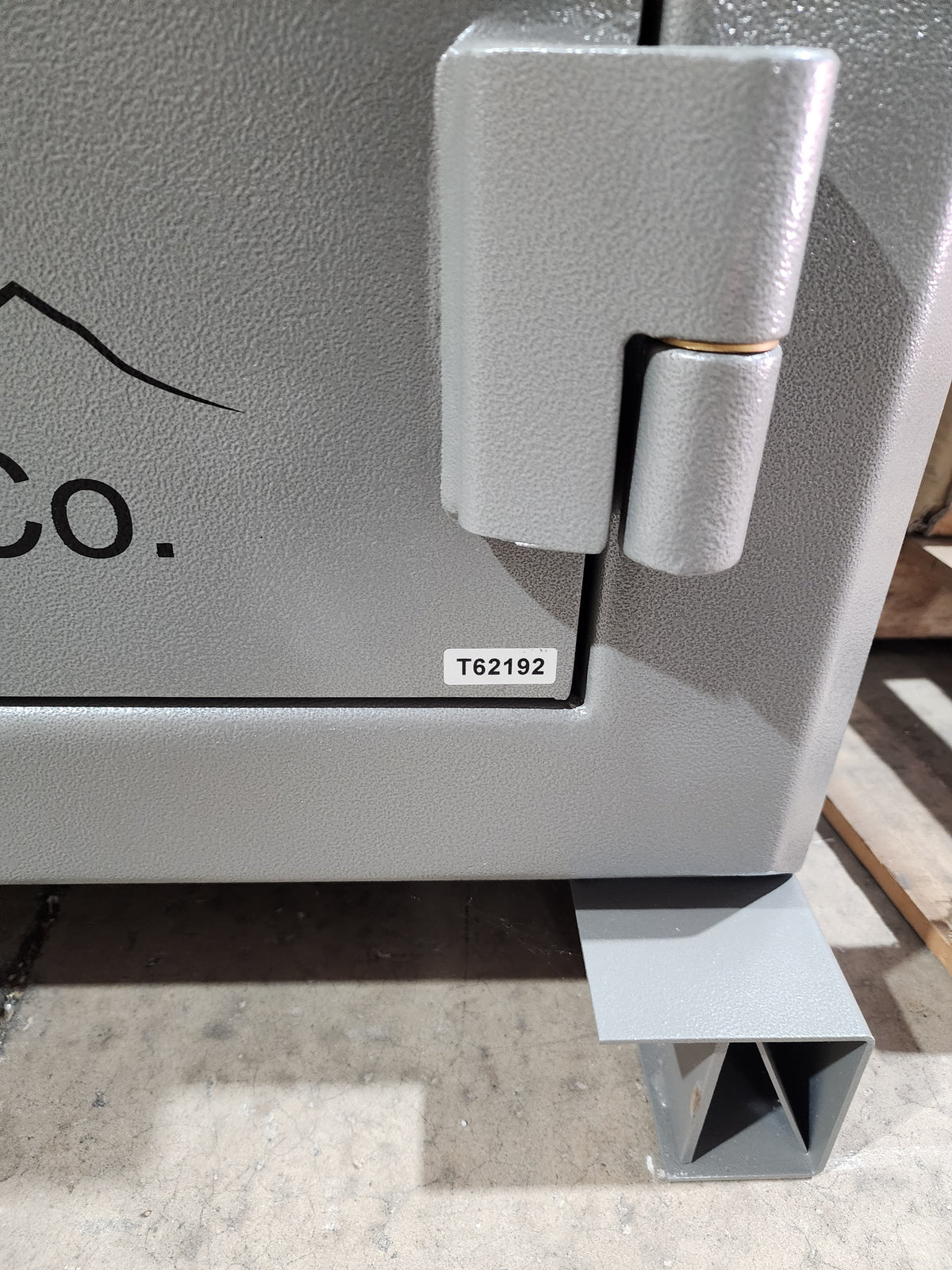 Hayman RK-6536 Rockies Gun Safe Blemished Bottom