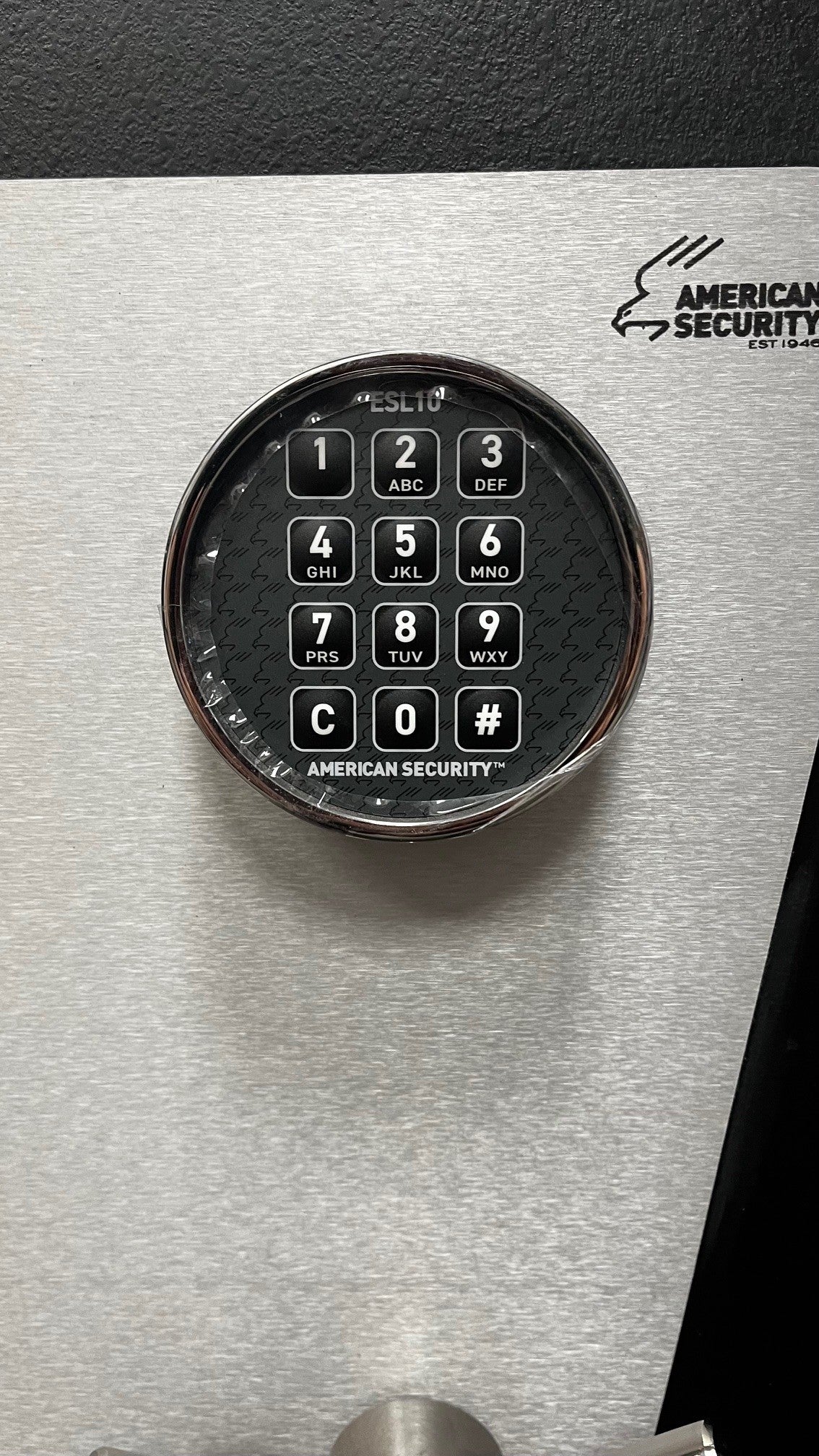 Close-up view of the digital ESL10 lock. 