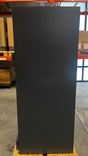 View of the right side of the safe. 
