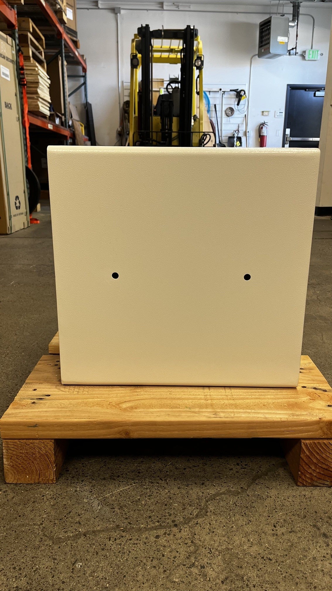 Front view of the safe, it comes with a digital lock. 