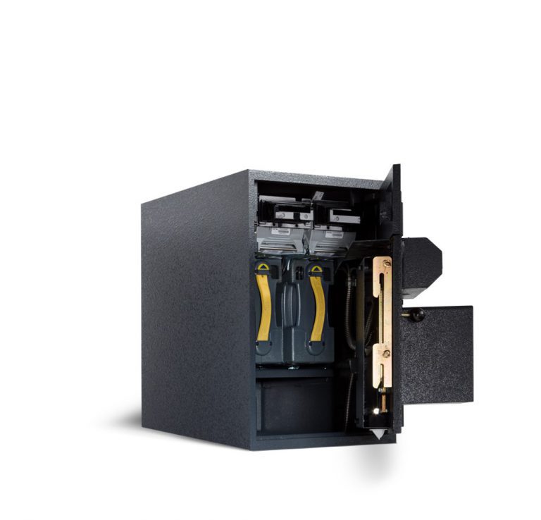 AMSEC BR2013 CashWizard Smart Safe Door Open