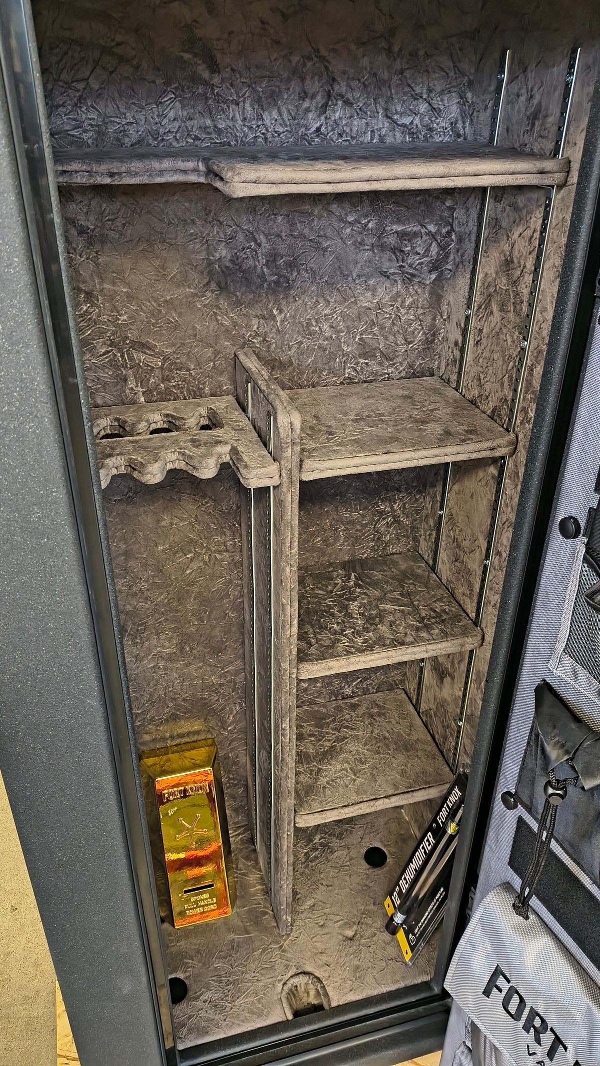 Blemished Fort Knox Defender 6026 interior with velour lining. 