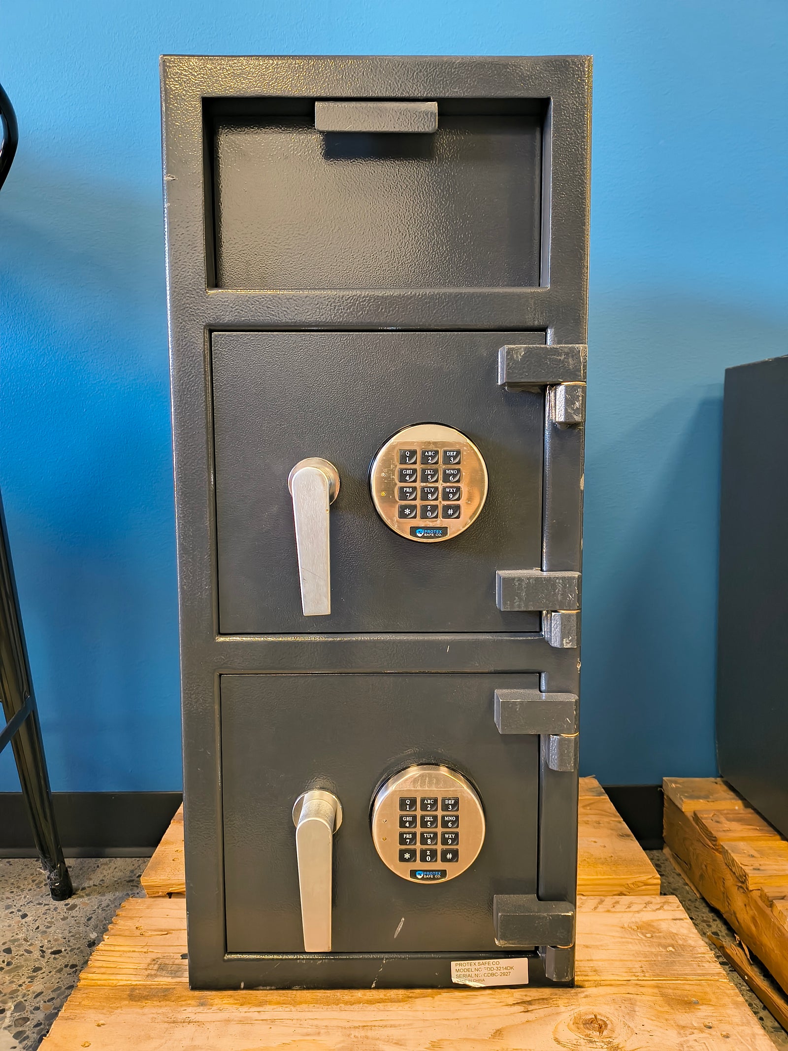 Blemished Protex FDD-3214 II front.