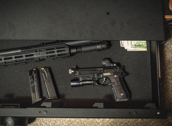 Steelhead Undercover 48E Under Bed Biometric Safe Closeup of inside