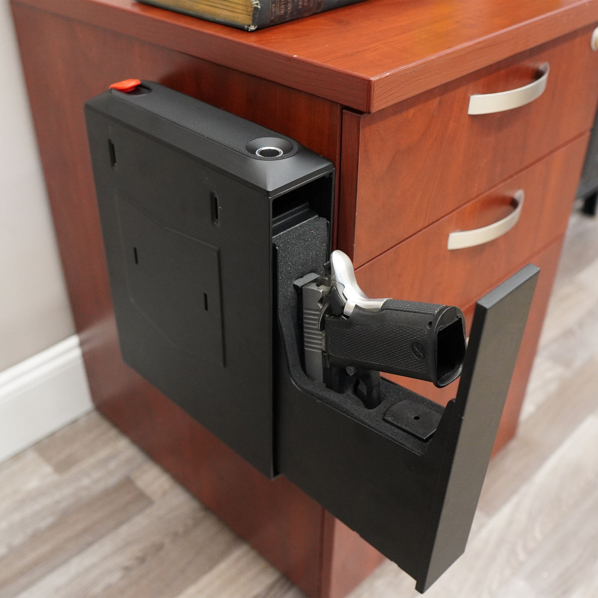 Bio Gun Safe Sports Afield SA-HD7-BIO Side Mount Quick Access Biometric Handgun Saf ...
