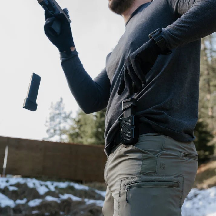 StopBox Universal Mag Carrier On Belt Grabbing Mag