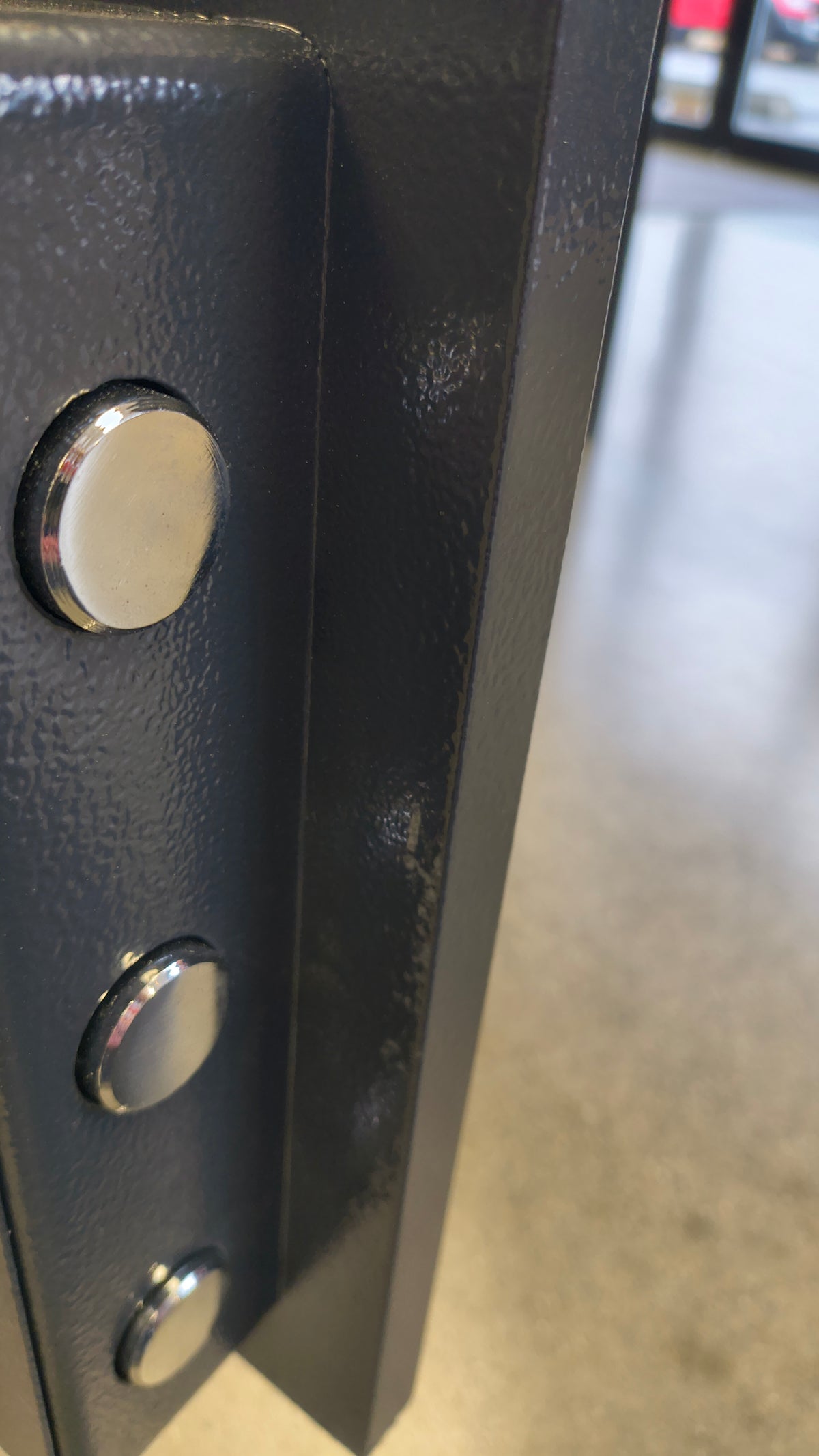 Blemished AMSEC WS1214E5 scuffing on interior edge of door. 