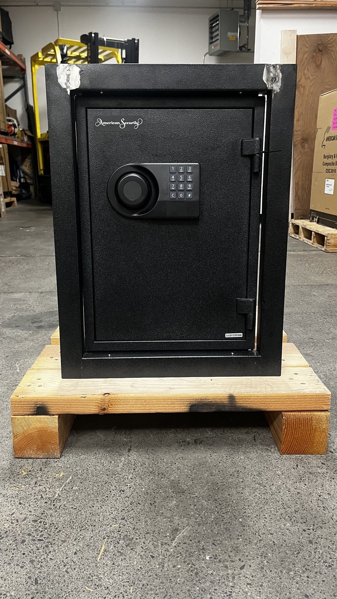 Front view of the safe, the flange has a few spots that don't have any paint on it. 