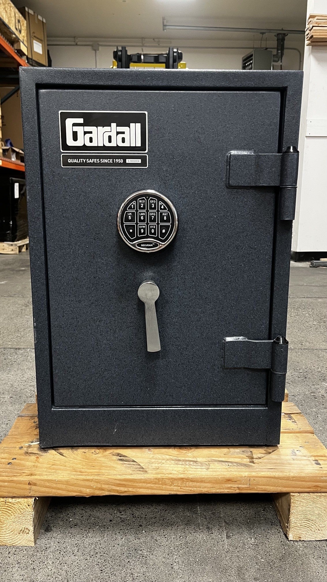 Front view of the safe. It comes with a Securam digital lock. 