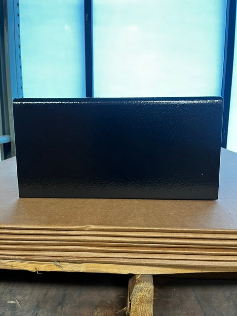 View of the left side of the safe. 