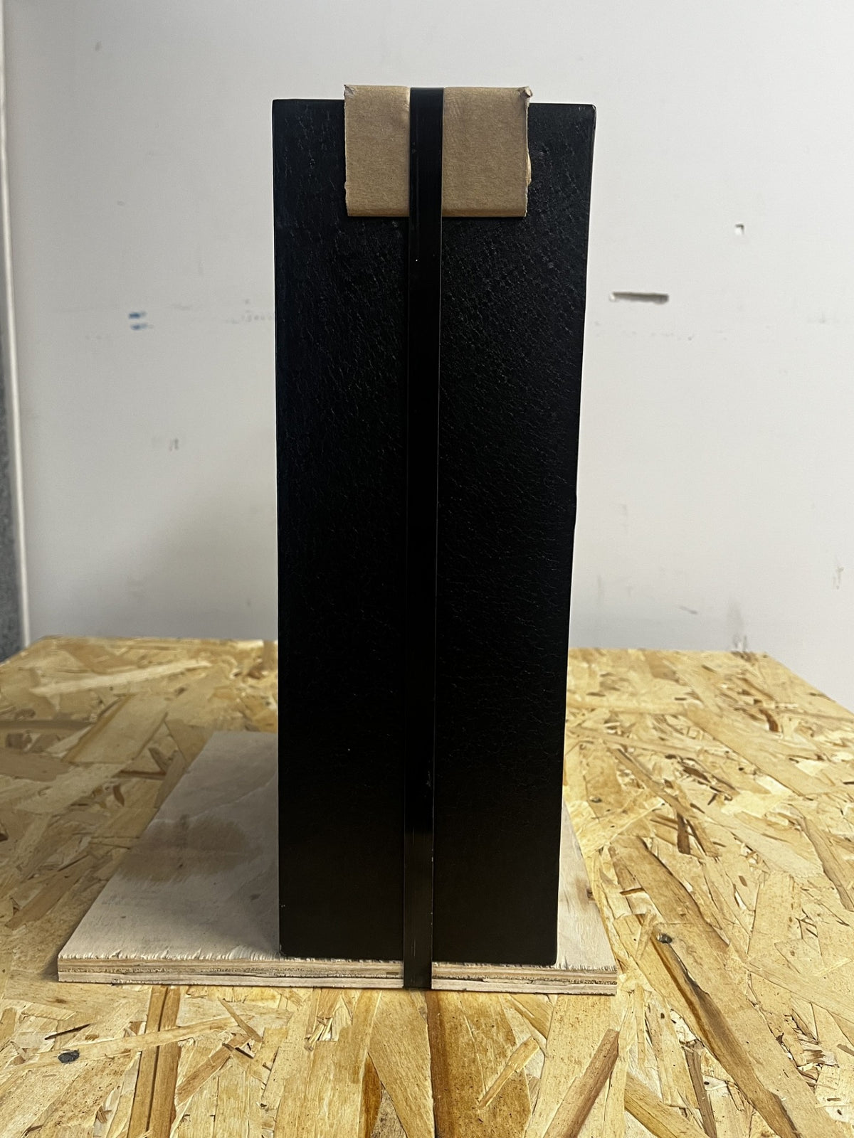 View of the right side of the safe. 