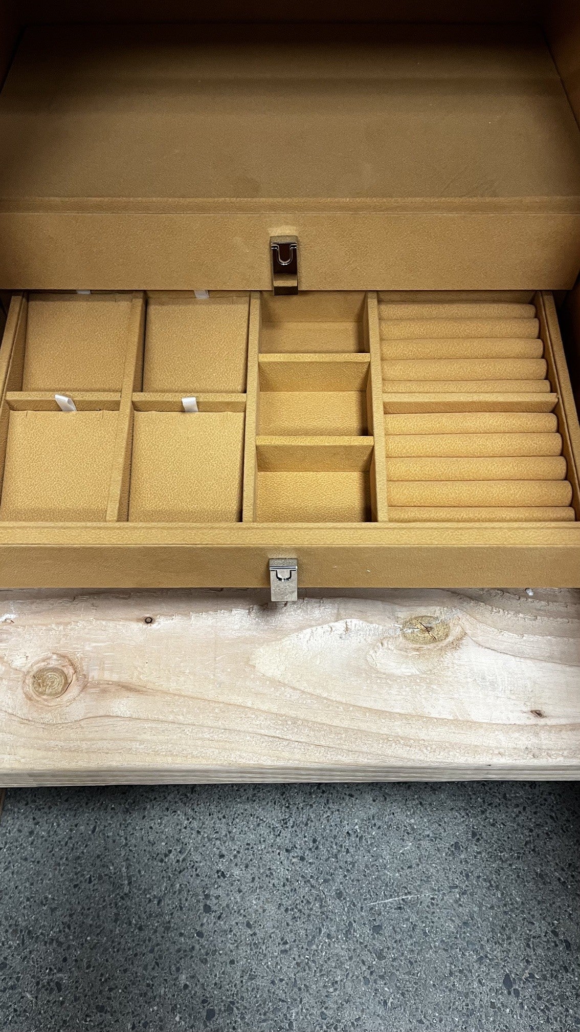 Front view of the safe, it comes with a digital lock. 