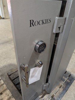 Hayman RK-5922 Rockies Gun Safe Blemished Door Open