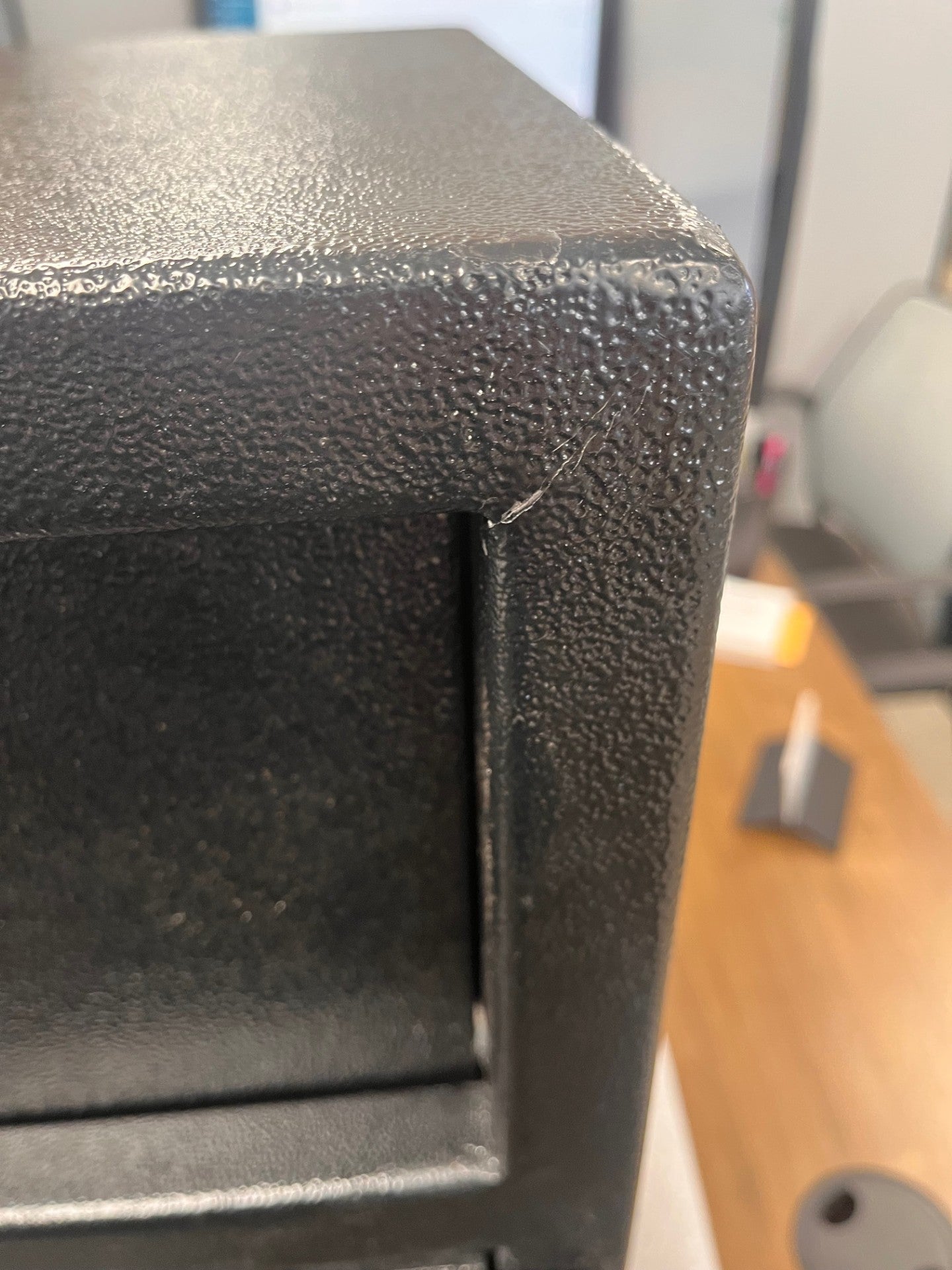 Front view of the safe.