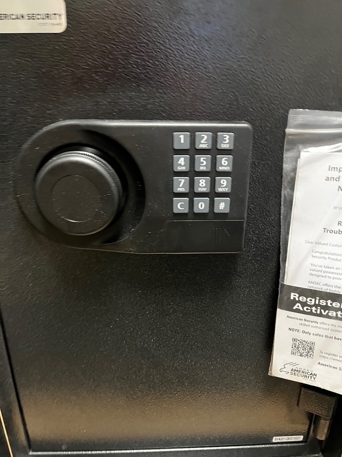 Front view of the safe. It has an electronical lock. 