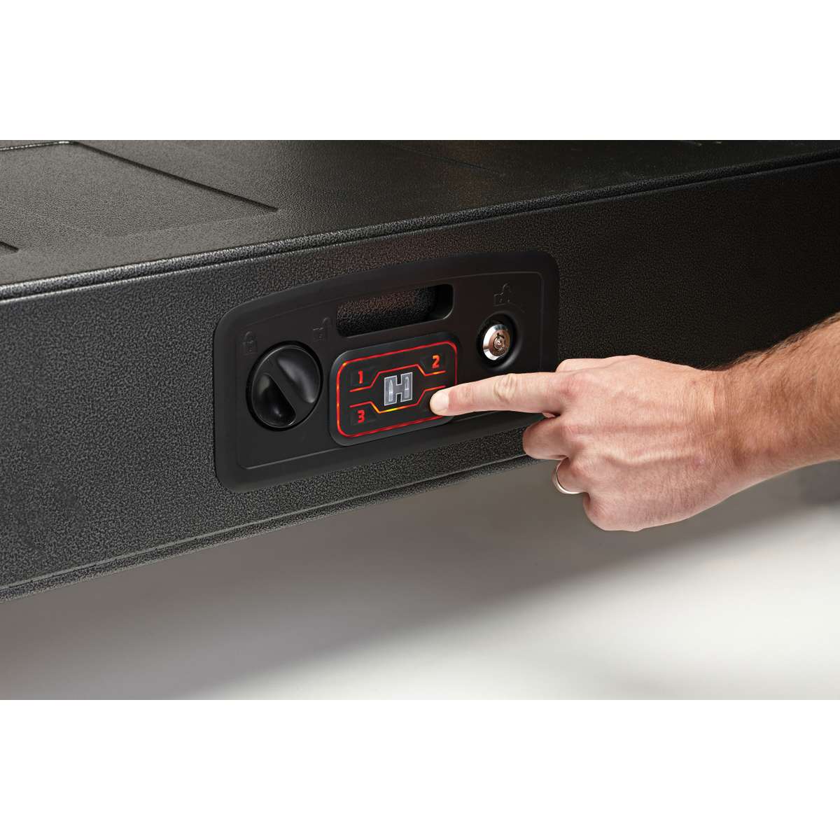 Hornady 98191 Rapid RFID Safe AR Gun Locker XL Finger Entering in Combination