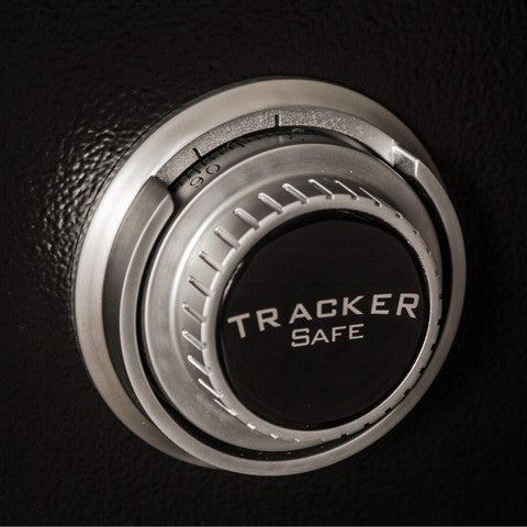 Tracker Safe M12 Gun &amp; Rifle Safe